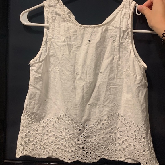 White shirt - Picture 1 of 3